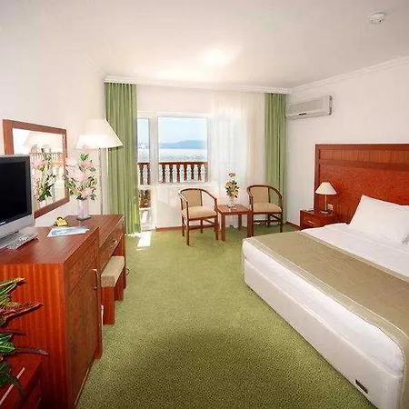 Kerasus 3* Çeşme