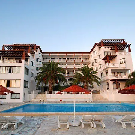 Kerasus Hotell Çeşme