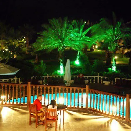 Hotell Kerasus 3*