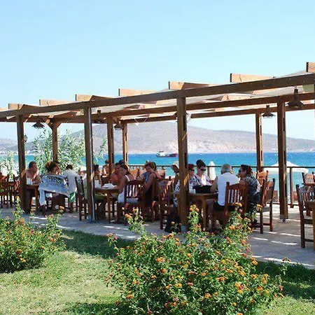 Kerasus Hotell Çeşme